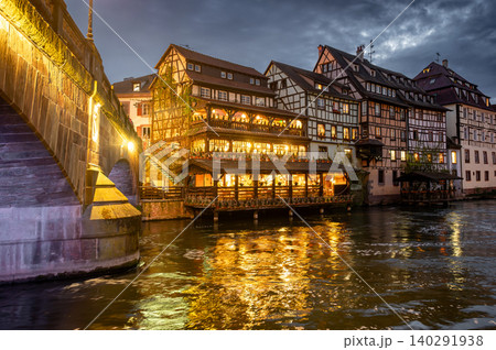 Moody Canal Reflections Under Stormy Sky Strasbourg Moody Canal Reflections Under Stormy Sky Strasbourg 140291938