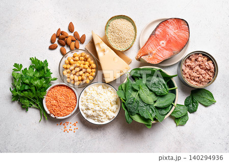 Calcium source foods. Natural products containing calcium. Calcium source foods. Natural products containing calcium. 140294936
