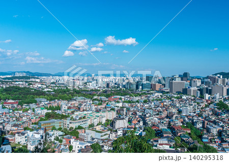 Panoramic view of downtown Seoul city skyline and Namsan Seoul Tower from Inwangsan Mountain on a clear summer day Panoramic view of downtown Seoul city skyline and Namsan Seoul Tower from Inwangsan Mountain on a clear summer day 140295318
