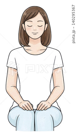 休み時間に 正しい姿勢で椅子に座り 瞑想する日本の若い女性 メディテーション 休み時間に 正しい姿勢で椅子に座り 瞑想する日本の若い女性 メディテーション 140295367