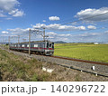 田園地帯を走る東武鉄道 140296722