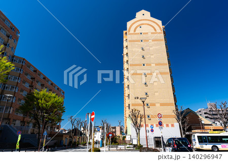 都営泉町三丁目アパート13号棟 JR西国分寺駅前 東京都国分寺市泉町 都営泉町三丁目アパート13号棟 JR西国分寺駅前 東京都国分寺市泉町 140296947