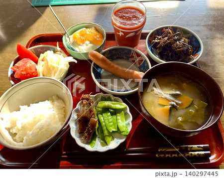品数多めのバランス満足朝ごはん 品数多めのバランス満足朝ごはん 140297445