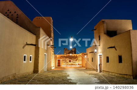 Traditional mud architecture of At-Turaif in Diriyah at night Traditional mud architecture of At-Turaif in Diriyah at night 140298036