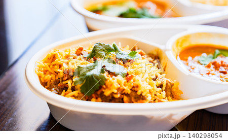 ビリヤニ は スパイス 香る 流行 の フード 【 インド風 炊込みご飯 】 ビリヤニ は スパイス 香る 流行 の フード 【 インド風 炊込みご飯 】 140298054