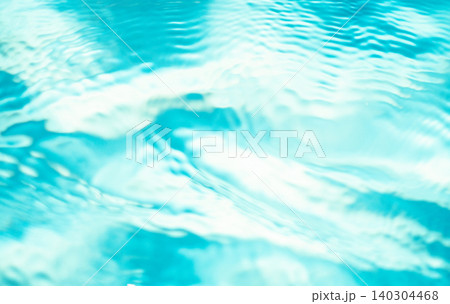 ひんやりとした水面　夏色のイメージ 140304468