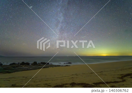 天の川星景 海亀産卵地永田いなか浜 屋久島(冬 天の川星景 海亀産卵地永田いなか浜 屋久島(冬 140306762