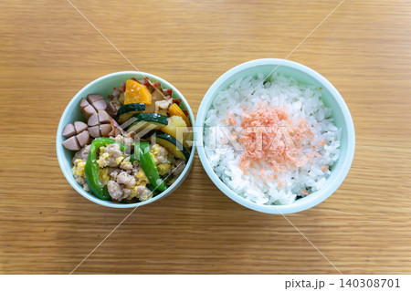手作りのお弁当 手作りのお弁当 140308701