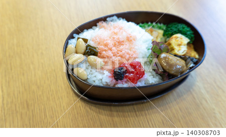 手作りのお弁当 手作りのお弁当 140308703