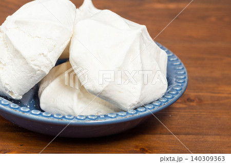French Meringues cake, a delicious white cake French Meringues cake, a delicious white cake 140309363