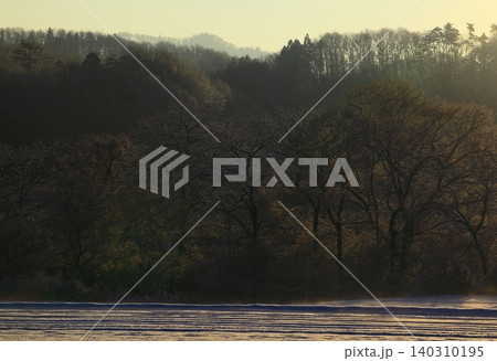冬の北上川の風景 冬の北上川の風景 140310195
