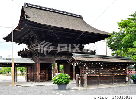 国府宮神社（尾張大國霊神社）楼門 140310915