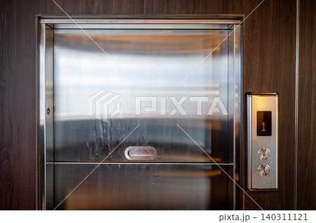 Dumbwaiter lift, also known as food lift or small freight elevator Dumbwaiter lift, also known as food lift or small freight elevator 140311121