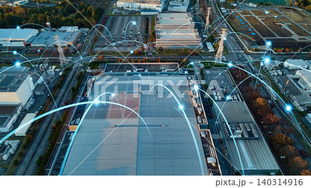 工業地帯と通信ネットワーク ドローン空撮 工業地帯と通信ネットワーク ドローン空撮 140314916
