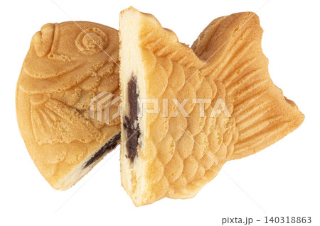 taiyaki with red bean paste isolated on white background taiyaki with red bean paste isolated on white background 140318863