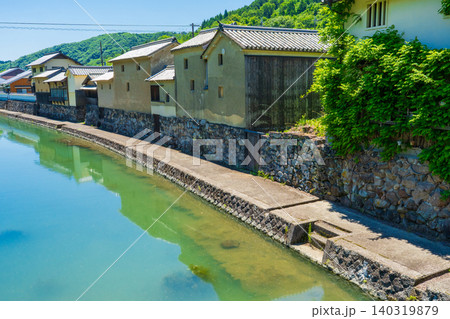兵庫県佐用町 初夏の平福宿の川端風景 兵庫県佐用町 初夏の平福宿の川端風景 140319879