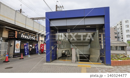 つくばエクスプレスの南流山駅A3出入口（交通広場前・北口方面）、エスカレーターが設置 140324477