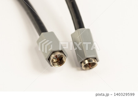 Coaxial cable for connecting a router Coaxial cable for connecting a router 140329599