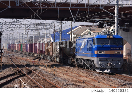 寝台特急の間合い運用で貨物列車を牽引するJR東日本EF510-504号機_2011/2/4撮影 140330382