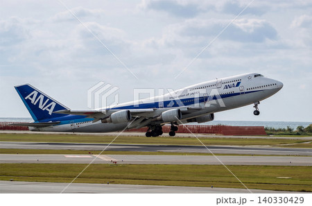 ボーイング747　全日空 140330429