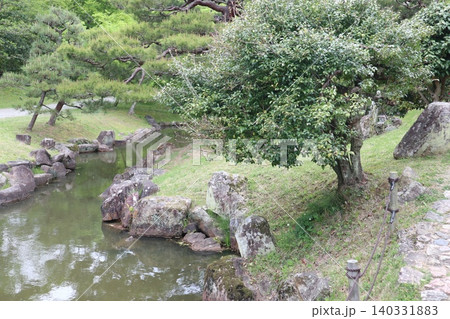 世界遺産登録を目指す琵琶湖八景の彦根城玄宮楽々園の風景 世界遺産登録を目指す琵琶湖八景の彦根城玄宮楽々園の風景 140331883