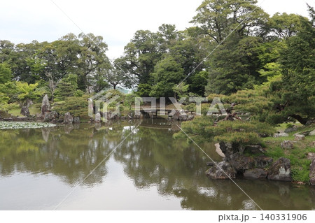 世界遺産登録を目指す琵琶湖八景の彦根城玄宮楽々園の風景 世界遺産登録を目指す琵琶湖八景の彦根城玄宮楽々園の風景 140331906