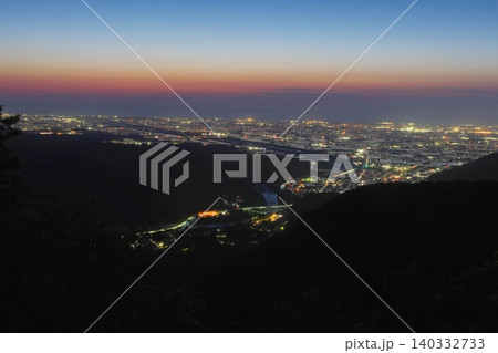 犀鶴林道（奥獅子吼山）から望む手取川扇状地の夜景　 140332733