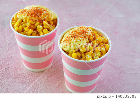メキシコ料理のエスキーテス Esquites mexicanos メキシコ料理のエスキーテス Esquites mexicanos 140335305