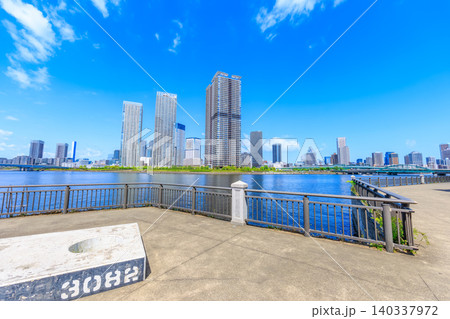 東京 江東区 豊洲 春海橋公園遊歩道からの眺め 東京 江東区 豊洲 春海橋公園遊歩道からの眺め 140337972