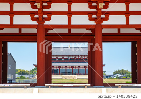第一次大極殿　平城京跡歴史公園　奈良県奈良市 140338425
