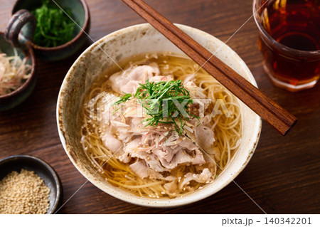 さっぱり豚しゃぶそうめん 140342201