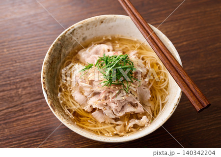 さっぱり豚しゃぶそうめん さっぱり豚しゃぶそうめん 140342204