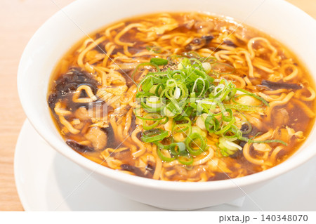 おいしい酸辣湯麺 おいしい酸辣湯麺 140348070