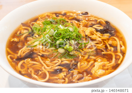 おいしい酸辣湯麺 140348071