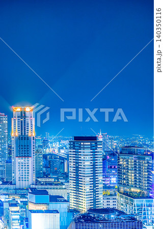 大阪の夜景風景写真 大都会のクールでキラキラしたイメージ 【日本、大阪夜景】 大阪の夜景風景写真 大都会のクールでキラキラしたイメージ 【日本、大阪夜景】 140350116