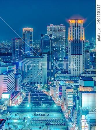 大阪の夜景風景写真　大都会のクールでキラキラしたイメージ　【日本、大阪夜景】 140350117