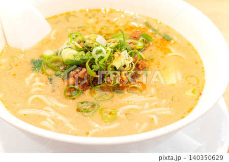 おいしいタンタン麺 140350629