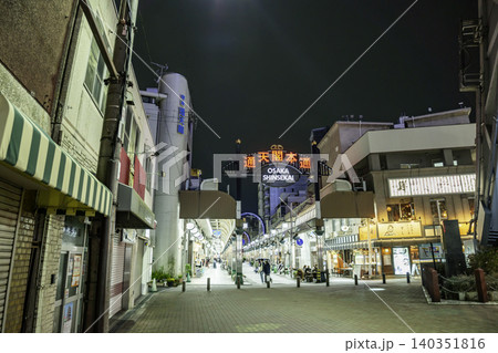 大阪夜景 新世界 通天閣本通 大阪府大阪市 大阪夜景 新世界 通天閣本通 大阪府大阪市 140351816