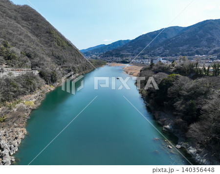 徳島県三好市 吉野川の風景 徳島県三好市 吉野川の風景 140356448