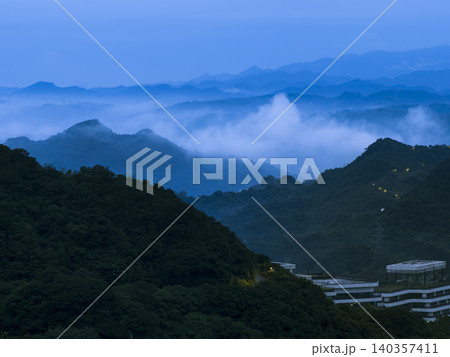 台湾新北区の自然風景・山並みの眺望 (早朝・朝景) / New Taipei, Taiwan 台湾新北区の自然風景・山並みの眺望 (早朝・朝景) / New Taipei, Taiwan 140357411