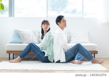 ライフスタイル 喧嘩をしているカップル ライフスタイル 喧嘩をしているカップル 140361078