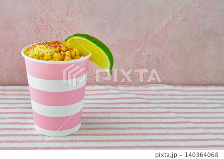 エスキーテス(メキシコ料理) Esquites mexicanos エスキーテス(メキシコ料理) Esquites mexicanos 140364068
