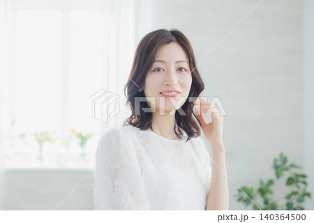 40代女性のビューティイメージ 40代女性のビューティイメージ 140364500