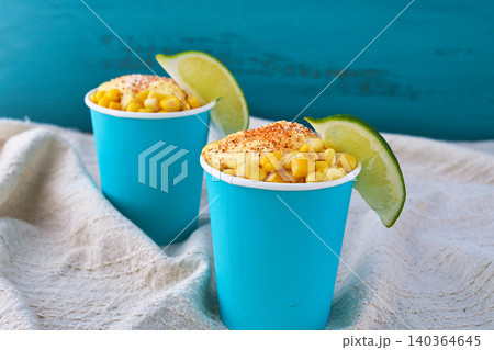 メキシコ料理のエスキーテス Esquites mexicanos メキシコ料理のエスキーテス Esquites mexicanos 140364645
