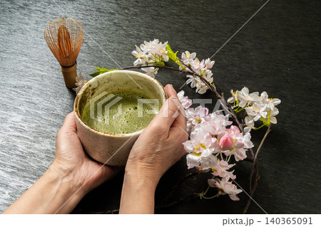 抹茶　green tea made in Japan 140365091