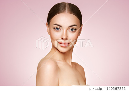 Portrait beautiful young woman with clean fresh skin Portrait beautiful young woman with clean fresh skin 140367231
