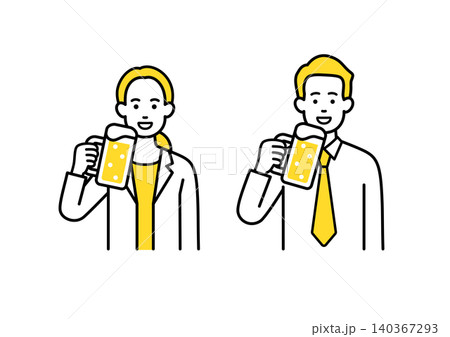 ビールで乾杯する会社員の男女 ビールで乾杯する会社員の男女 140367293