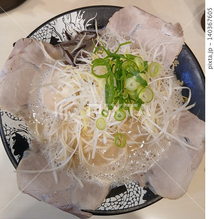 とんこつラーメン 140367605