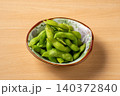 ビールの定番おつまみ茹でたての枝豆 140372840