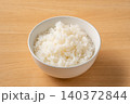 ふっくら炊き上がったツヤのある白ごはん 140372844